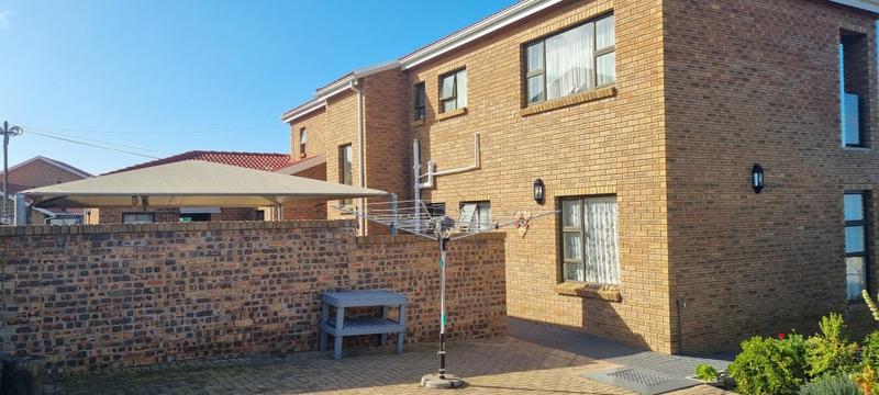3 Bedroom Property for Sale in Reebok Western Cape
